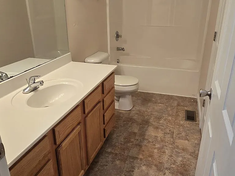 432 Micah Ct — Photo 15