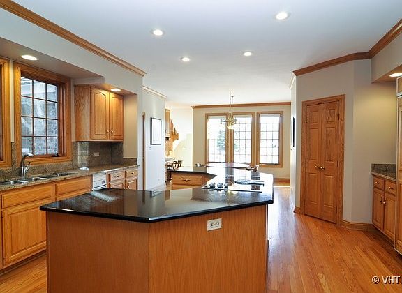 5th image of 1555 Macalpin Cir