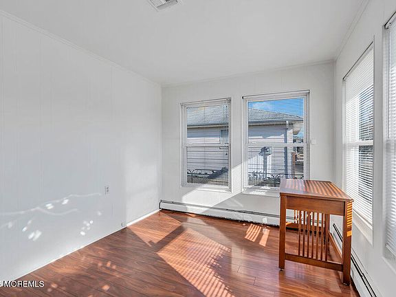 3rd image of 39 Saint David Drive
