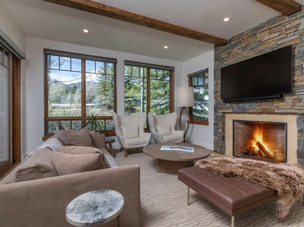 321 S Leadville Ave #105-K, Ketchum, ID 83340