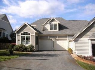 3 Admirals Ln, Southborough, MA 01772