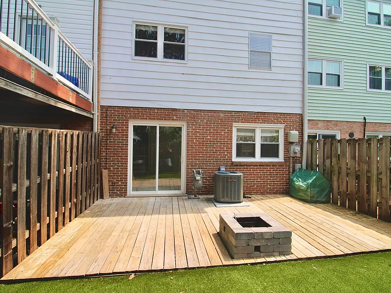 8501 Buckeye Ct — Photo 44