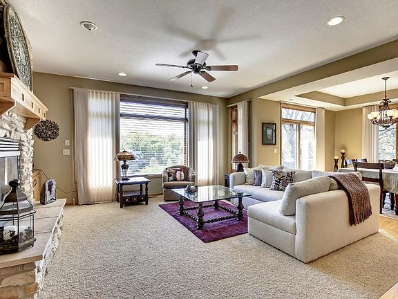 2nd image of 969 Woodview Ct