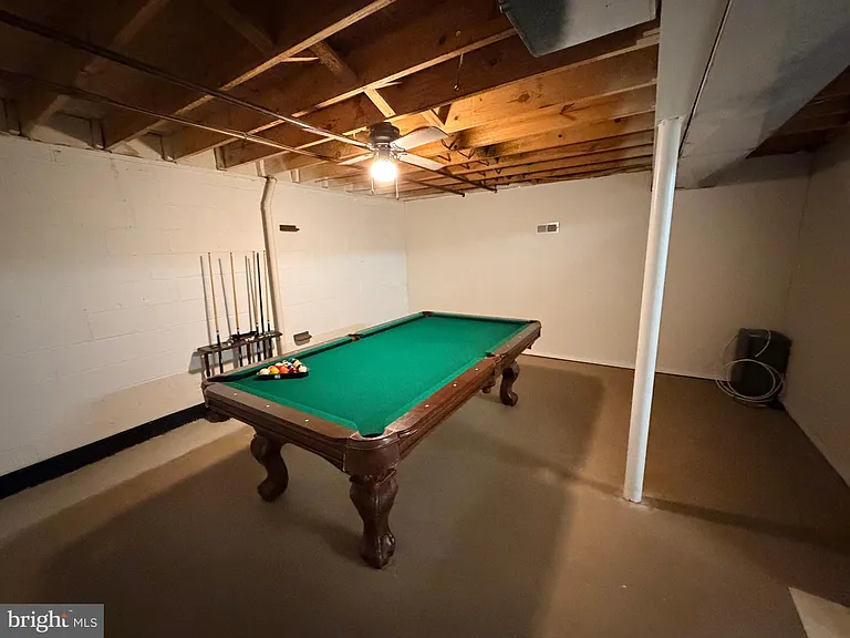 10802 Hunt Club Rd — Photo 36