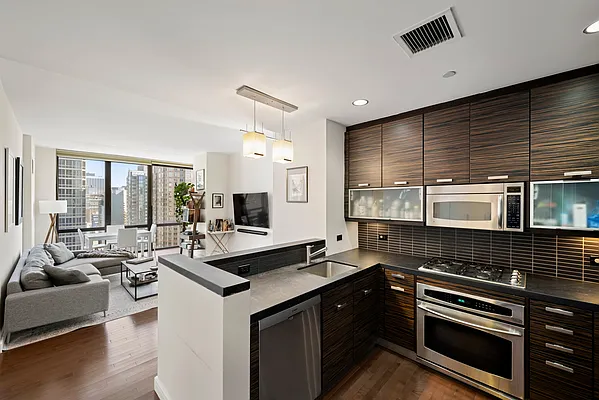 Rented by Compass | media 5