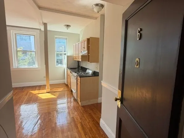51B Hill Rd #A502, Belmont, MA 02478