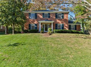 5705 Apache Rd, Louisville, KY 40207