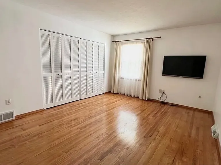 26888 Sweetbriar Dr — Photo 13