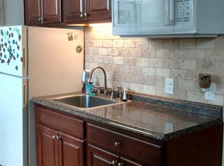 415 Coutant St APT B, Flushing, MI 48433