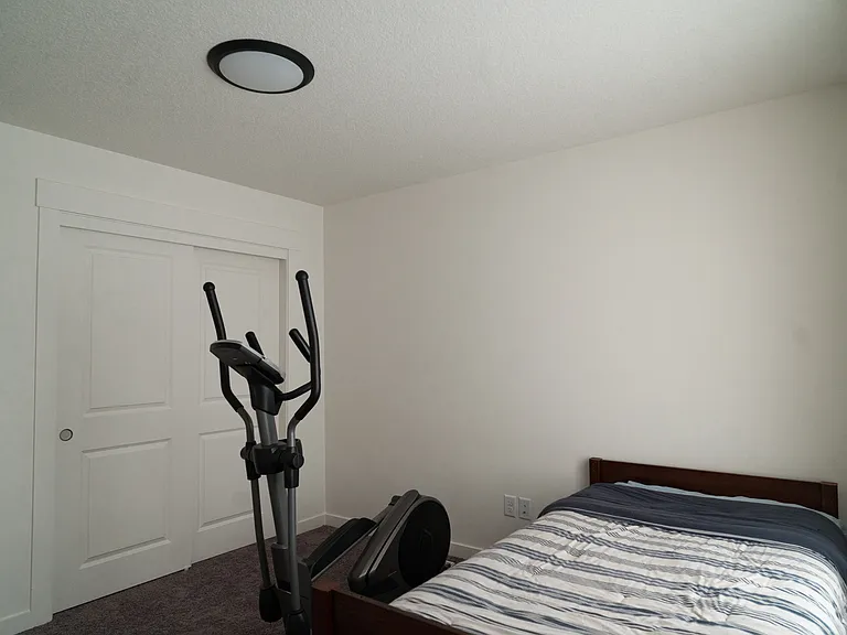 6908 N Madison Cir — Photo 12