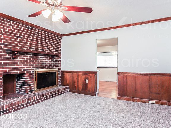 5th image of 212 Harell St