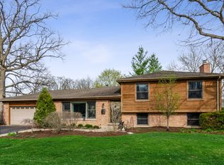 648 Ambleside Dr, Deerfield, IL 60015