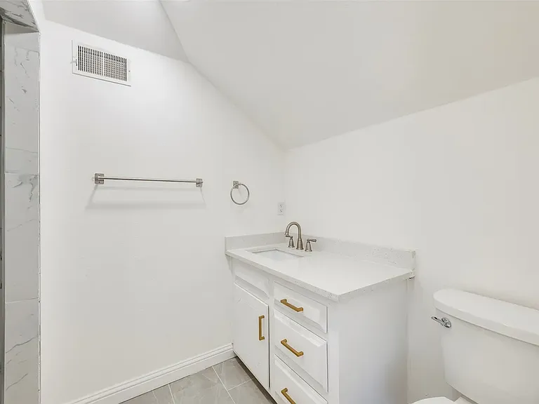 7411 Carta Valley Dr — Photo 10