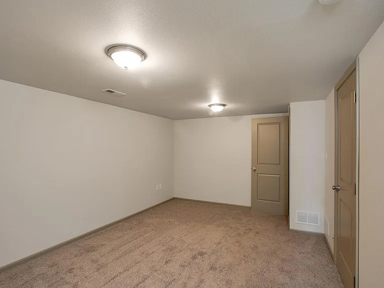 3106 N Washington St — Photo 12