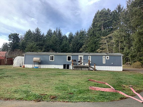 2nd image of 180 Pepperwood Dr