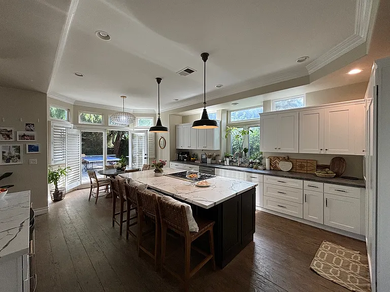 Gourmet Kitchen with Top of the Line appliances