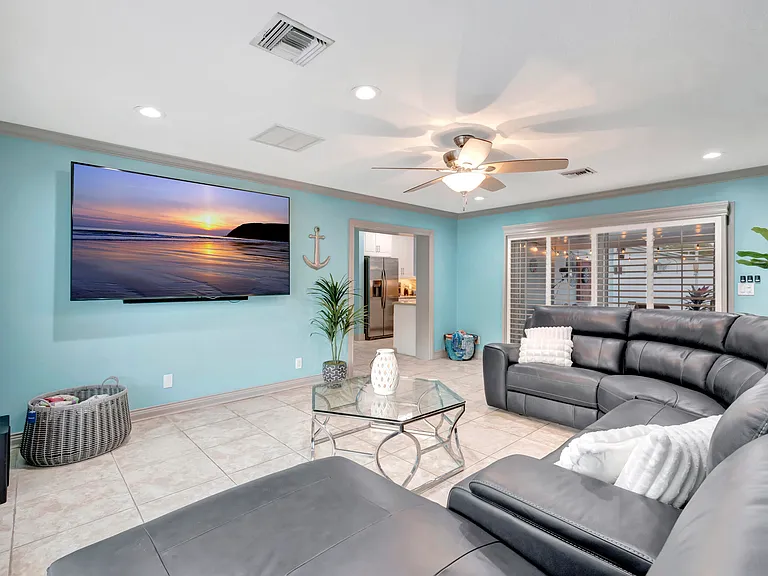 310 Gulfstream Dr — Photo 21