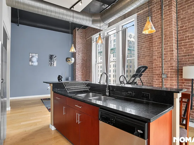 1136 Washington Ave #503 — Photo 4
