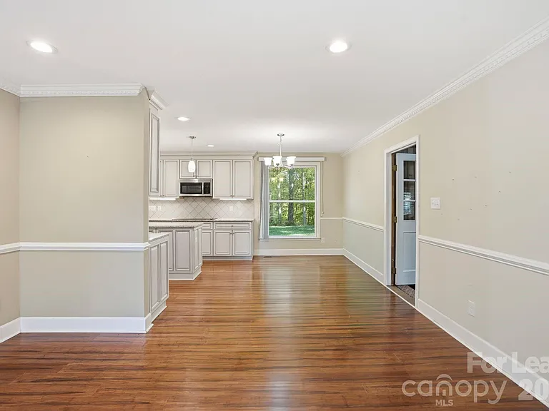 301 Sardis Rd N — Photo 15