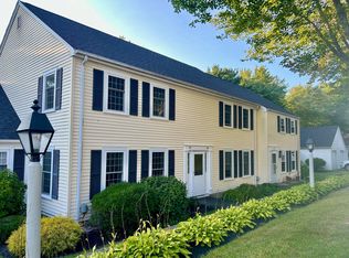 49 Colonial Vlg, Falmouth, ME 04105