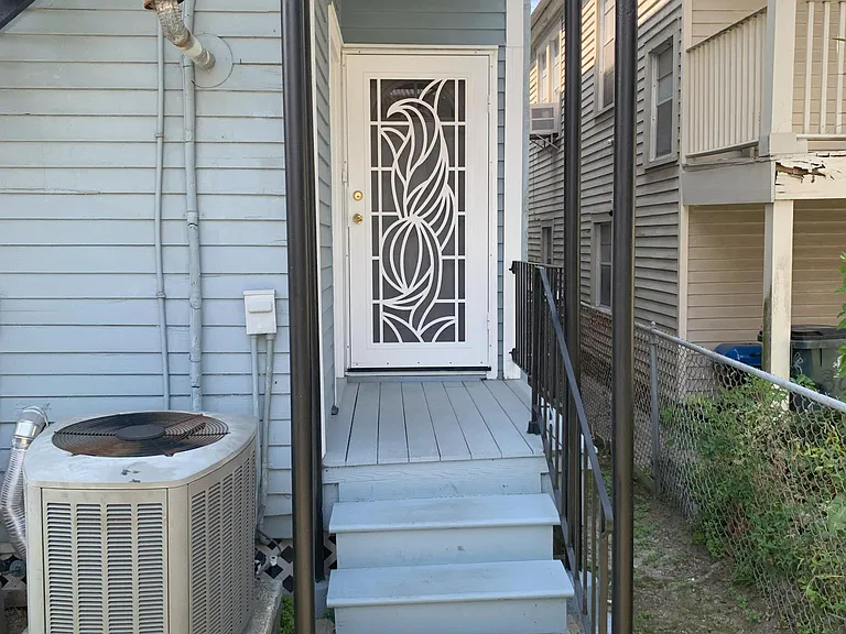 1801 Short St — Photo 23