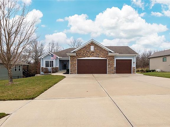 2nd image of 12815 Hubbard Rd