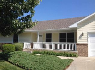 4005 Lindsey Dr, Manhattan, KS 66502