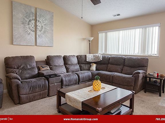 4th image of 811 Belgian Ln