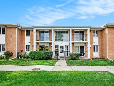 8226 Huntington St APT 24, Westland, MI, 48185
