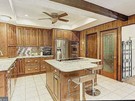 5th image of 17505 Shenandoah Ct