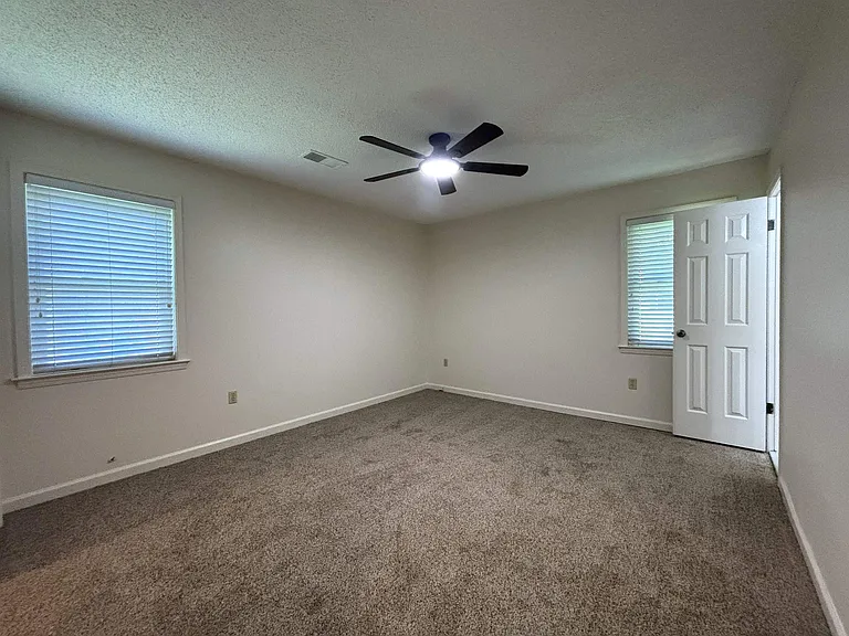 1153 Verlington Dr — Photo 11