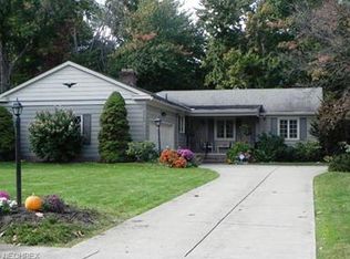 2300 Elmwood Dr, Westlake, OH