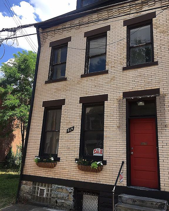 1st image of 819 Suismon St