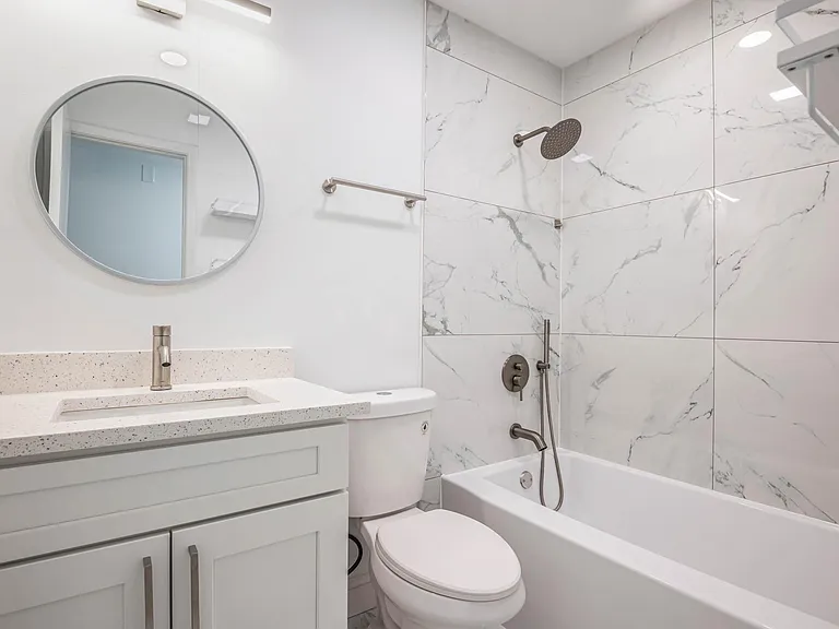 2861 Detached Cir SE — Photo 7