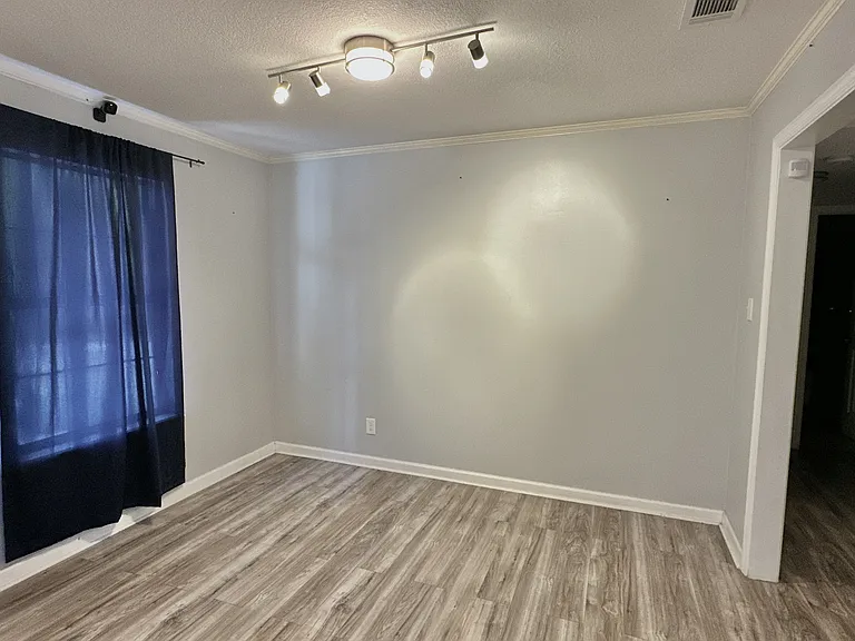 1111 Timber Line Dr — Photo 13