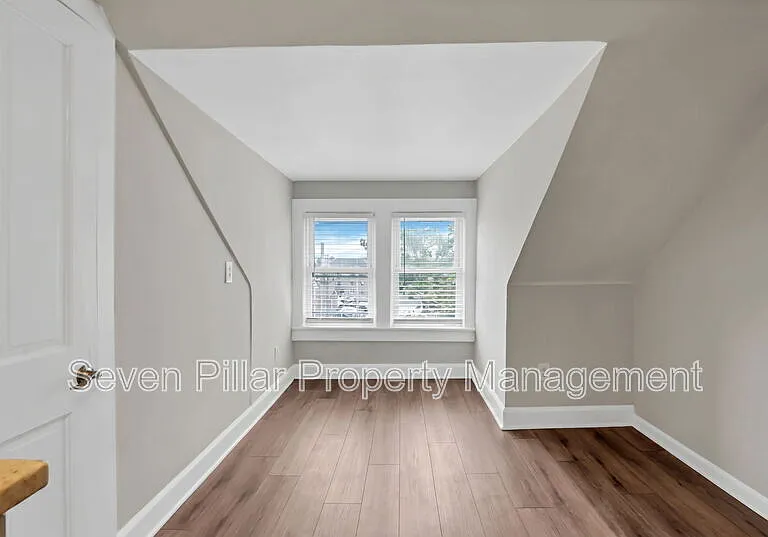 1801 N 4th St — Photo 9