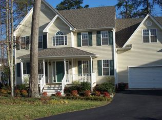 11236 Arbor Landing Ct, Chester, VA 23831