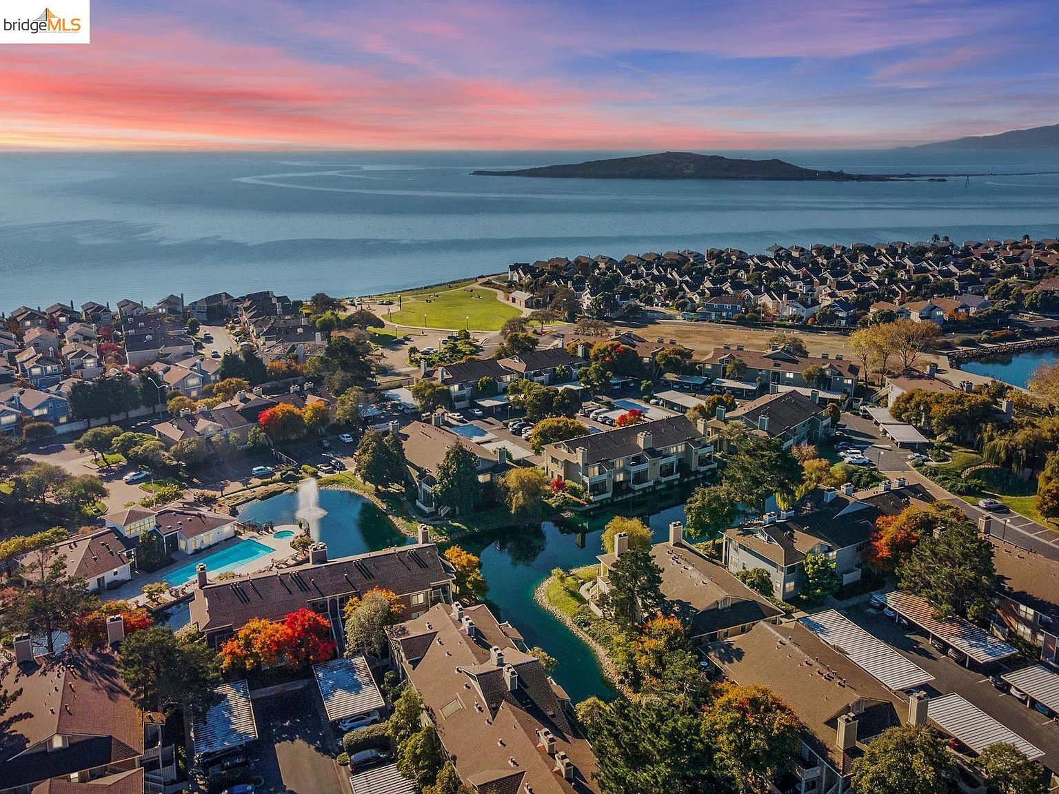 28 Lakeshore Ct, Richmond, CA 94804 Zillow