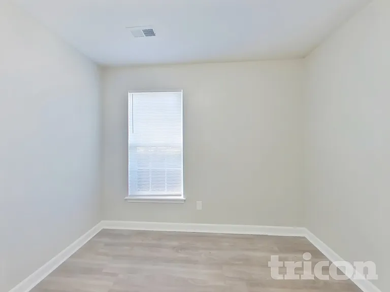956 Ashland Ave — Photo 11