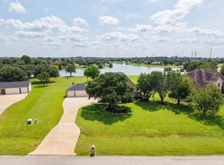 20318 Stone Lake Cir, Tomball, TX 77377