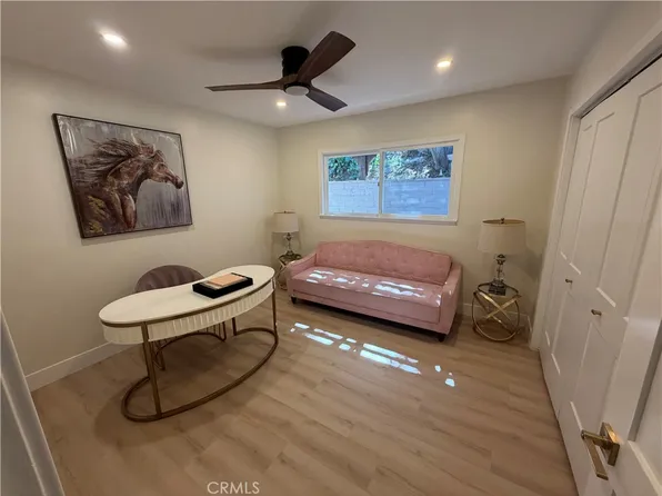 3370 Coy Dr, Sherman Oaks, CA 91423