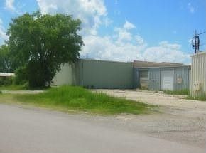 5th image of 3111 Algoma Blvd