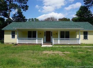 1601 Ireland Dr, Fayetteville, NC 28304