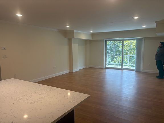 2nd image of 14 Temple St #E2-5g