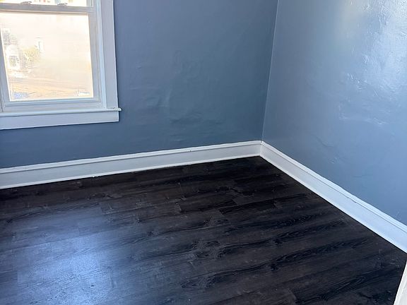 2nd image of 417 Division St #1