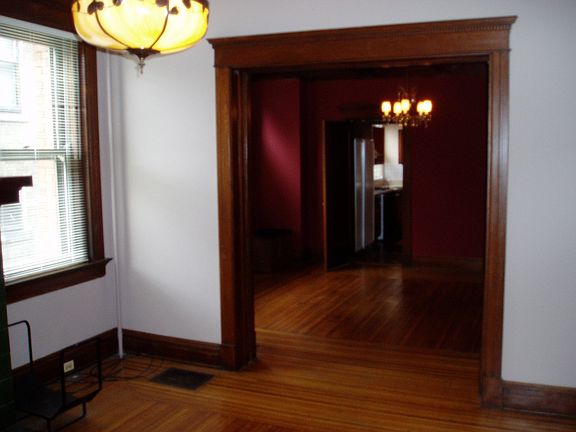 3rd image of 2131 Sinton Ave