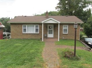 46 Millersdale Rd, Jeannette, PA 15644