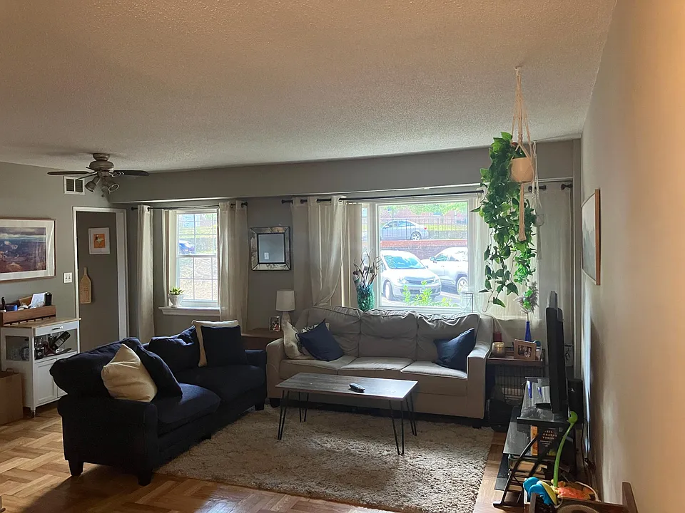 1305 N Ode St #315