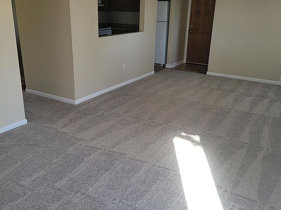 3rd image of 1460 Whispering Ct #3