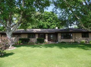 360 S Milwaukee St, Fredonia, WI 53021